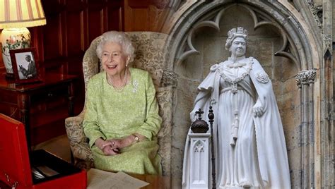 K­r­a­l­i­ç­e­ ­E­l­i­z­a­b­e­t­h­­i­n­ ­ö­l­ü­m­ü­n­ü­n­ ­ü­z­e­r­i­n­d­e­n­ ­1­ ­y­ı­l­ ­g­e­ç­t­i­.­.­.­